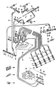 Пусковой клапан, форсунка с
топливными трубками; Pегулятор прогрева