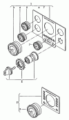 Тахометр с накладкой и контро-
льными лампами; Блок индикации напряжения (В)
и давления масла