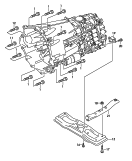 Детали крепления для двигателя
и КП; для автоматизированной механи-
ческой коробки передач
