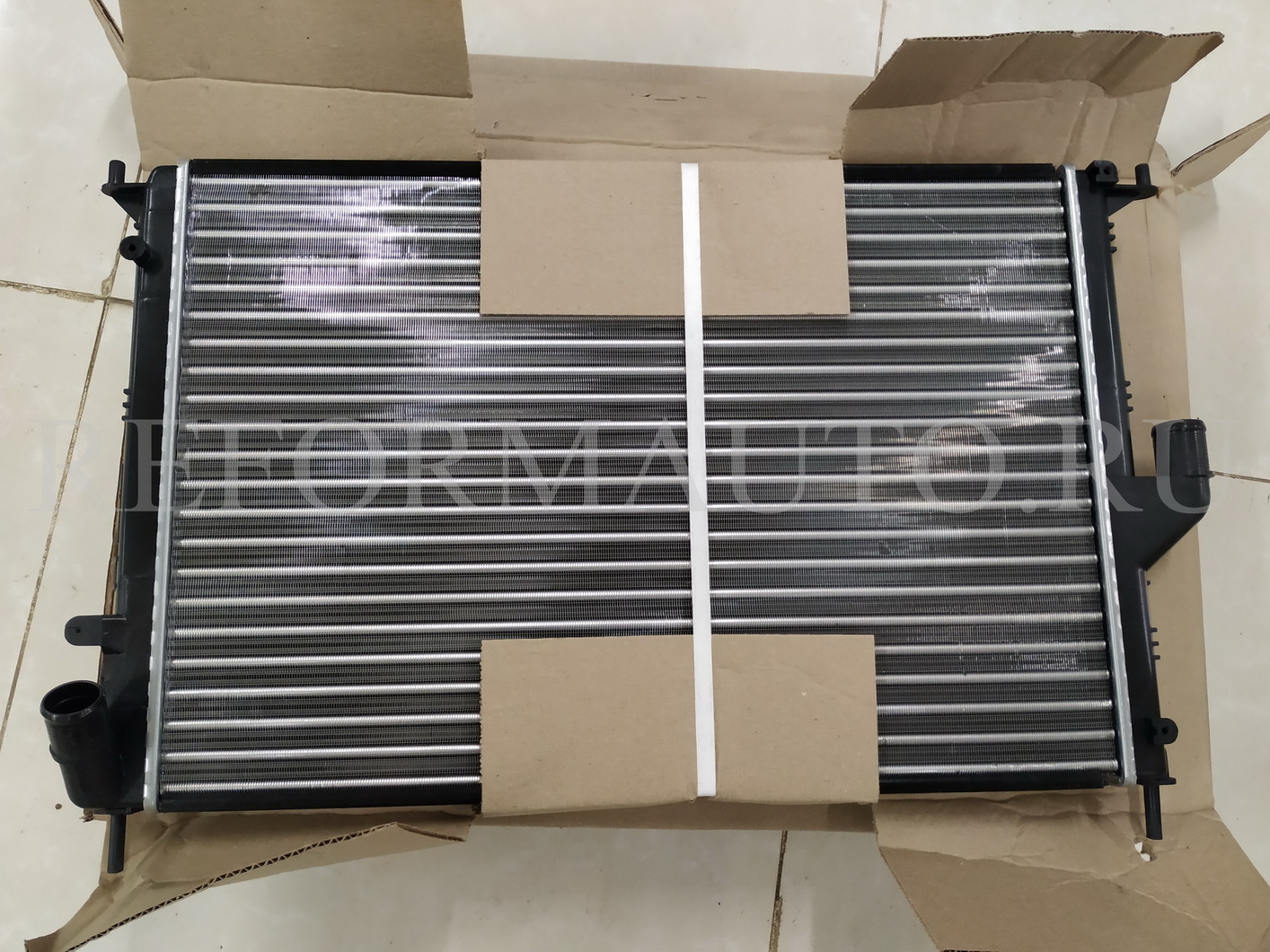 Купить Радиатор Рено Дастер 1.6 Бензин